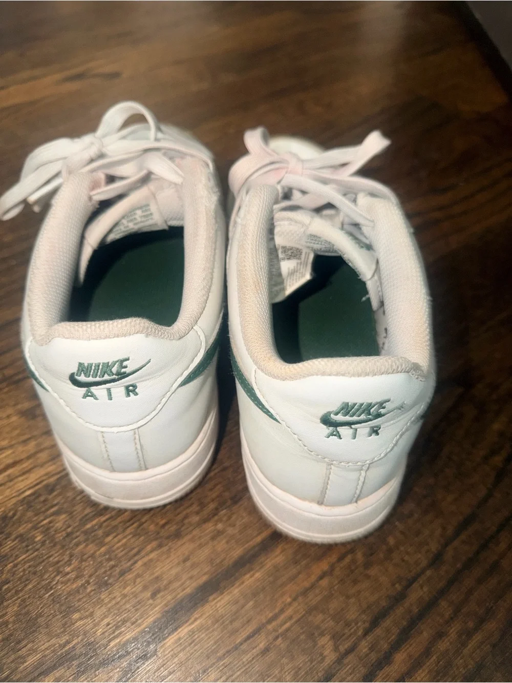 Kids Nike Air Max White Low-Top Sneakers with Dark Green Swoosh